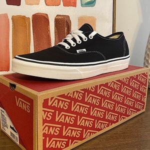 Brand New in box Black Authentic Vans